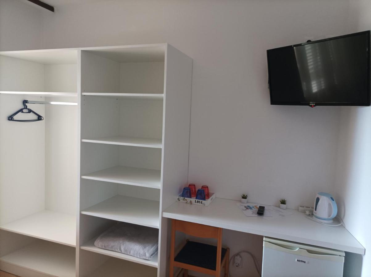 Villa Ljetni San Omis Ngoại thất bức ảnh